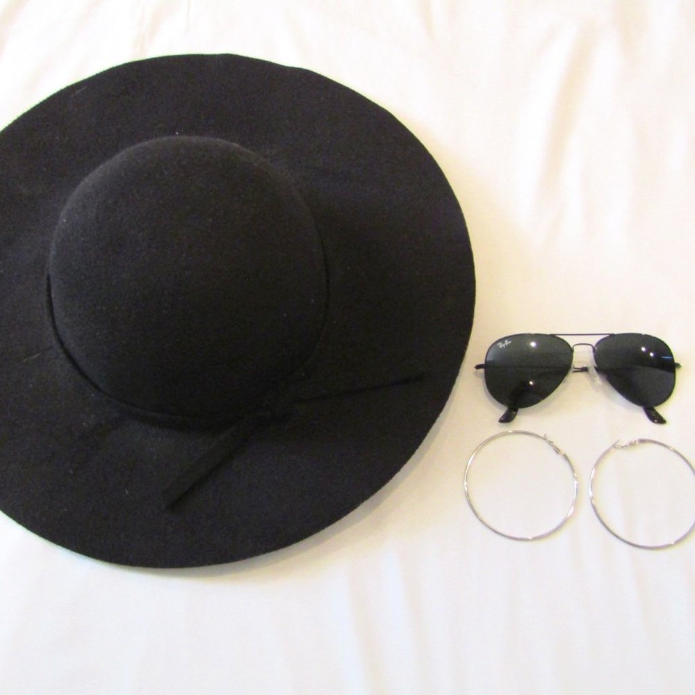 floopy wool hat